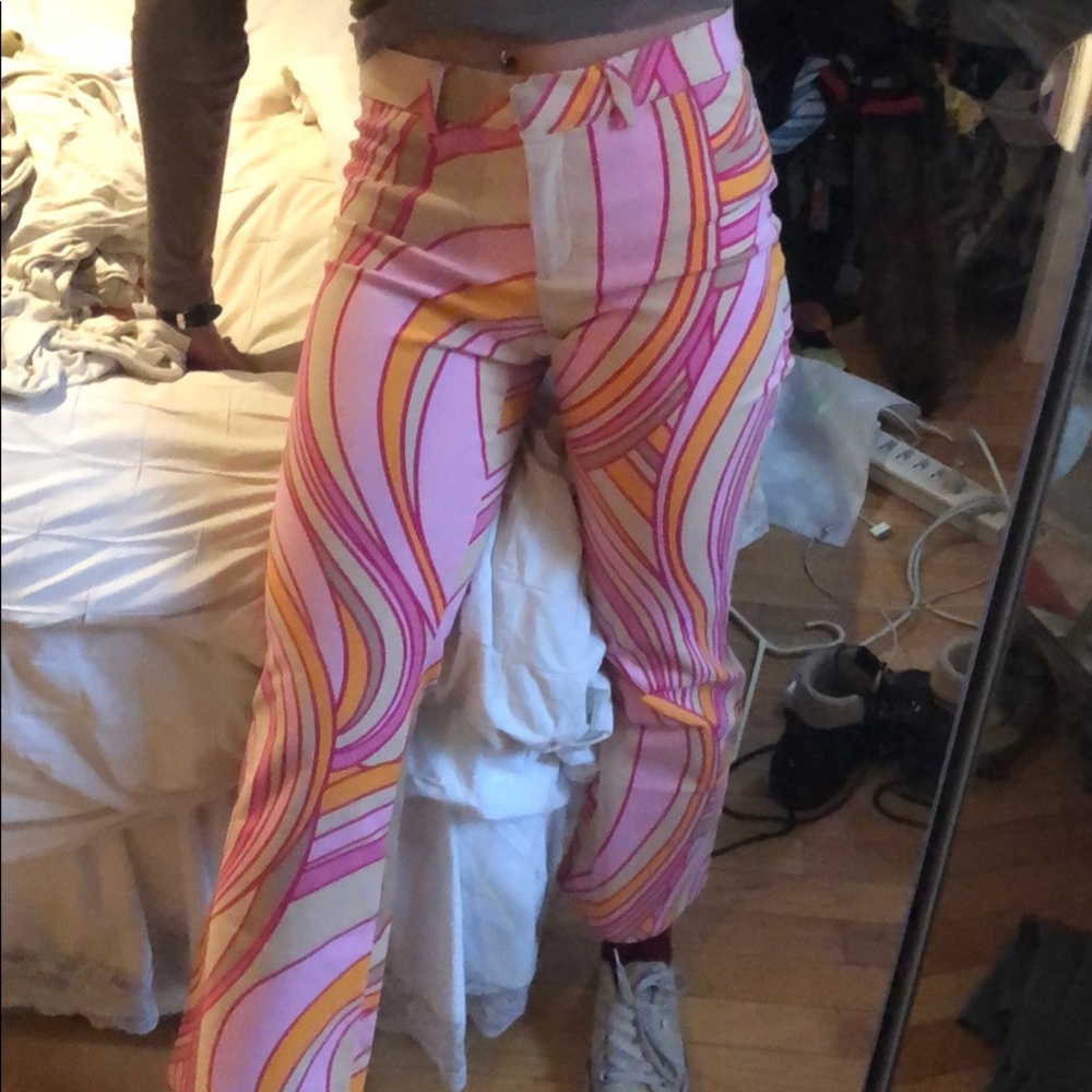 Theory colorful white pink orange pants. Size 2 PUCCI STYLE